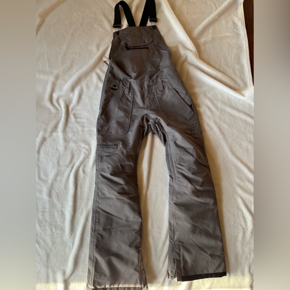 Ladies bib ski pant - Picture 2 of 3